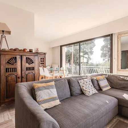 Apartman Nouveau - T3 - Clim - 4 Pers - 3min *